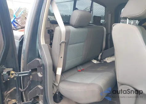 2005 Nissan Titan Se z USA, uszkodzony, nr VIN 1N6AA06B45N514239